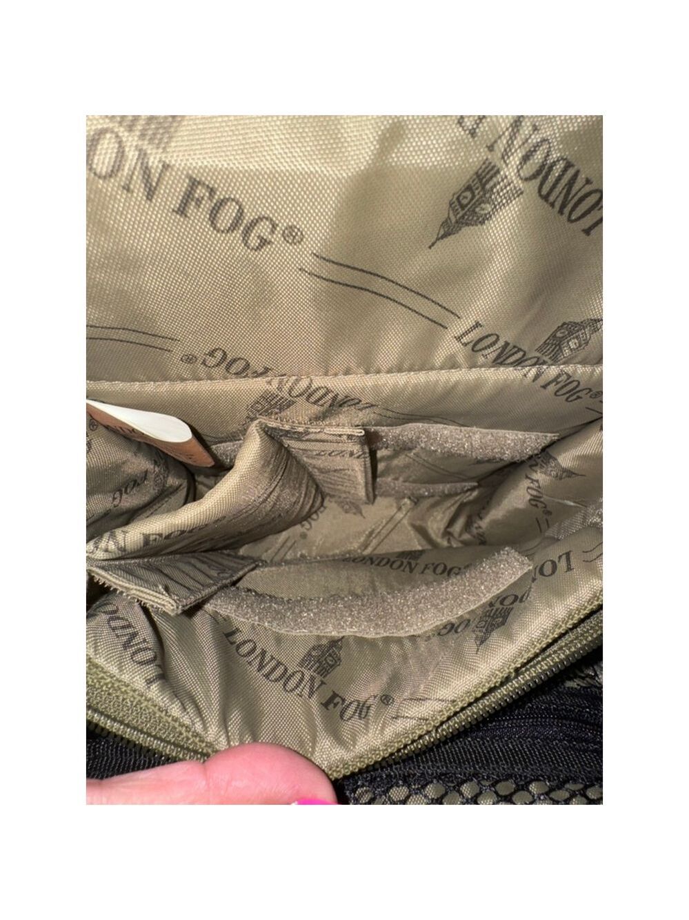 London Fog Olive Green Crossbody Travel Utility Organizer Nylon Mini Messenger - Picture 7 of 12